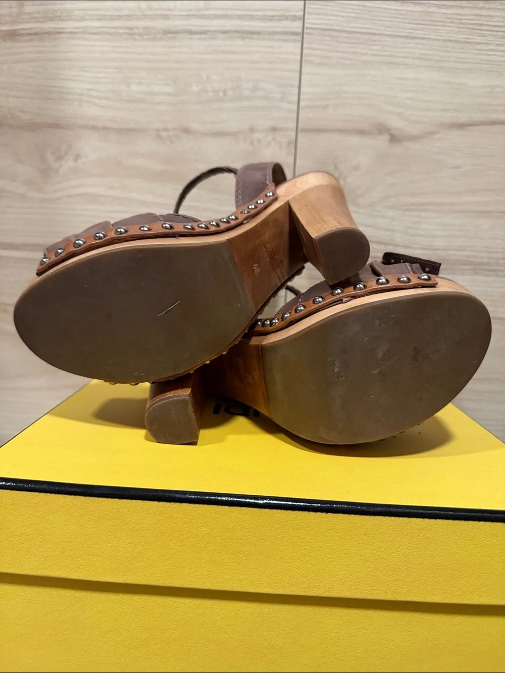 Miu Miu Brown Leather Bow Platform Sandals 39